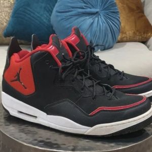 Jordan Courtside 23 Gym Red